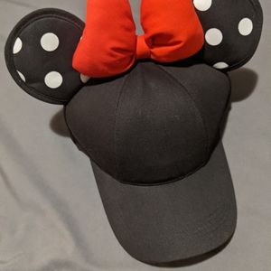 NWT Mickey Ears with Bow Hat Disney